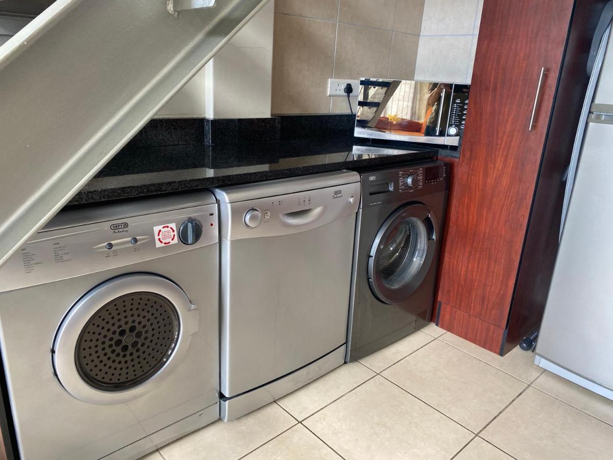 Luxury Nautica Suite 003 موسيلباي المظهر الخارجي الصورة